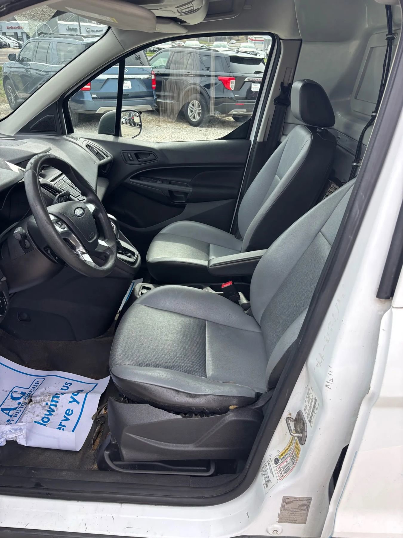 Used 2014 Ford Transit Connect XL image 10