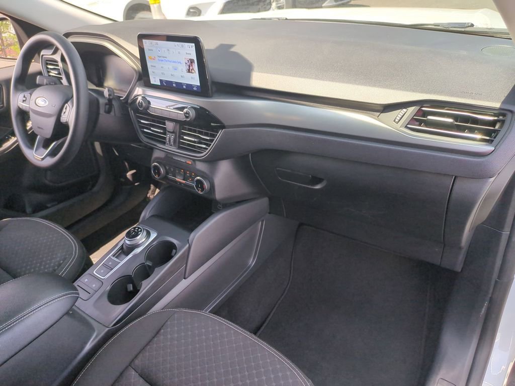 Used 2025 Ford Escape Active AWD/4WD image 26
