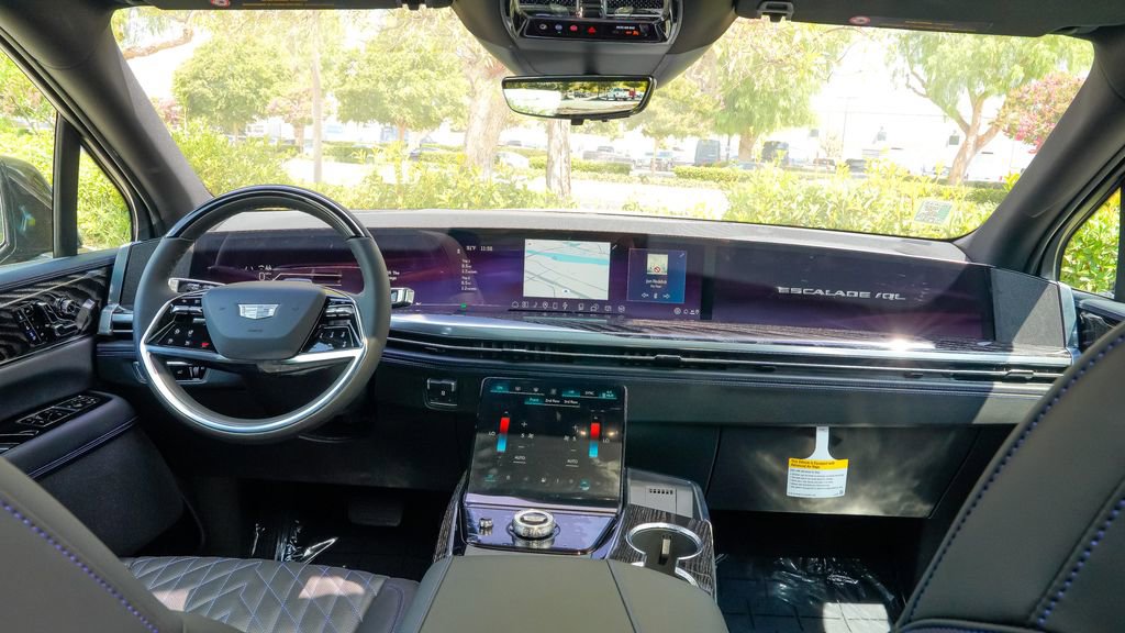 New 2026 Cadillac Escalade IQL Luxury image 21