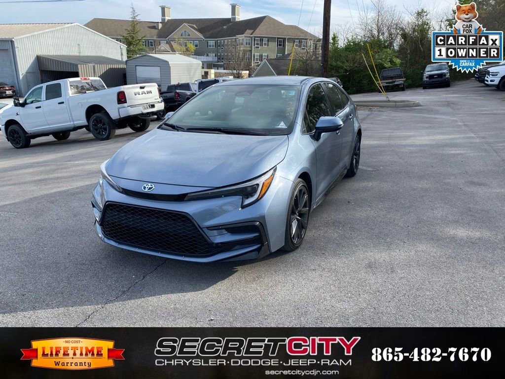 Used 2024 Toyota Corolla SE image 1