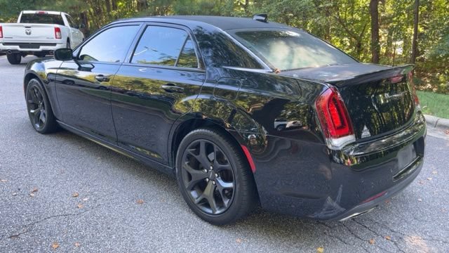 Used 2021 Chrysler 300 S w/ S Model Appearance Package RWD image 7