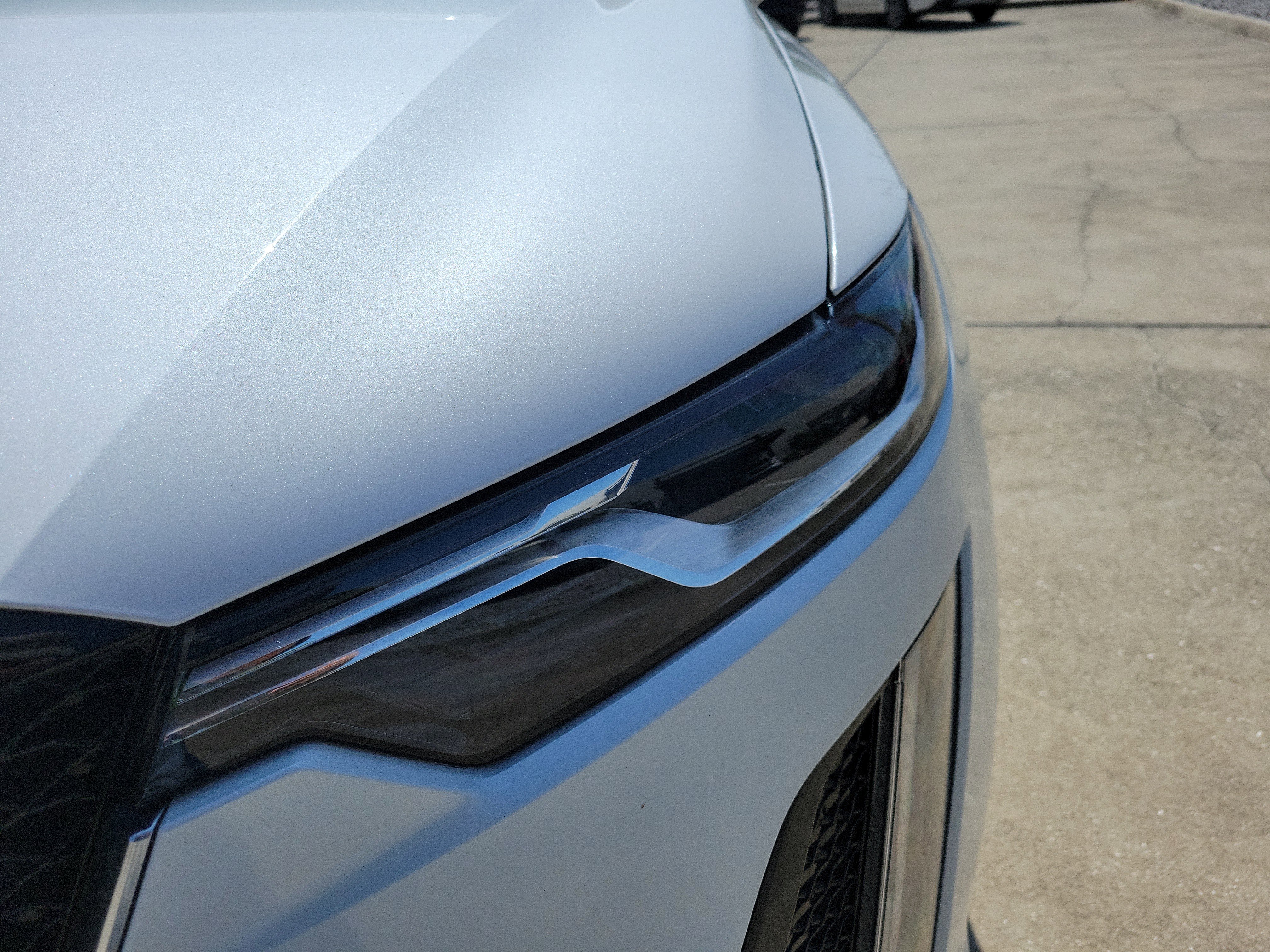 Certified 2024 Cadillac XT6 Sport w/ LPO, Onyx Lite Package image 9