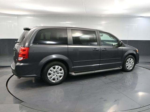 Used 2017 Dodge Grand Caravan SE w/ Power Window Group image 6
