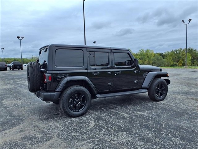 Used 2021 Jeep Wrangler Unlimited Sahara image 9