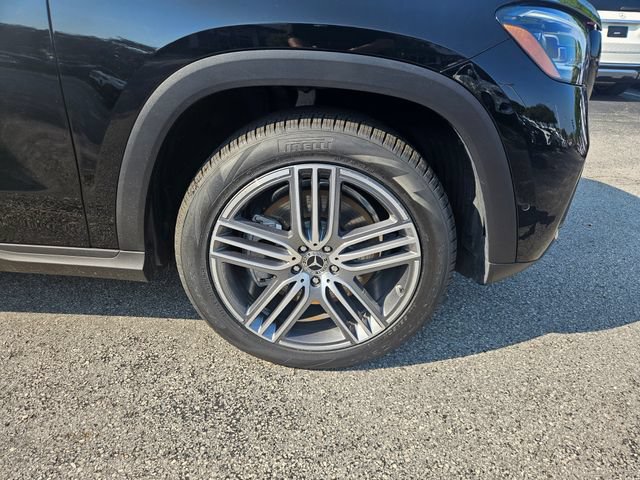 Certified 2024 Mercedes-Benz GLS 450 4MATIC image 11