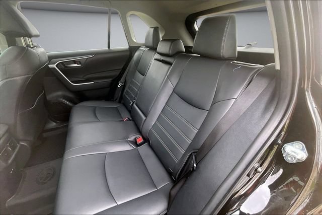 Used 2025 Toyota RAV4 XLE Premium w/ Weather Package AWD/4WD image 21
