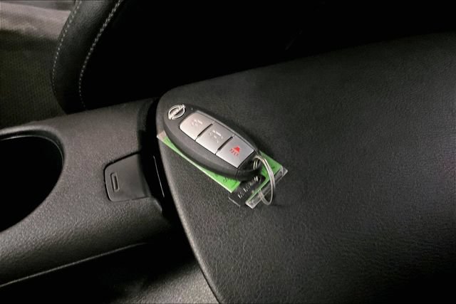 Used 2024 Nissan Z Performance w/ Floor Mat Package RWD image 11