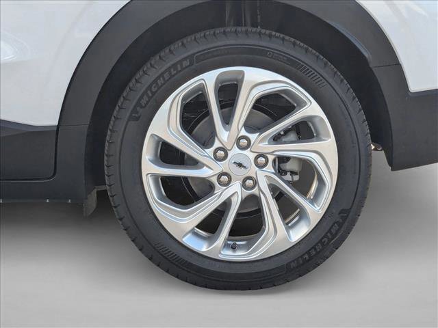 New 2027 Chevrolet Bolt LT FWD image 10