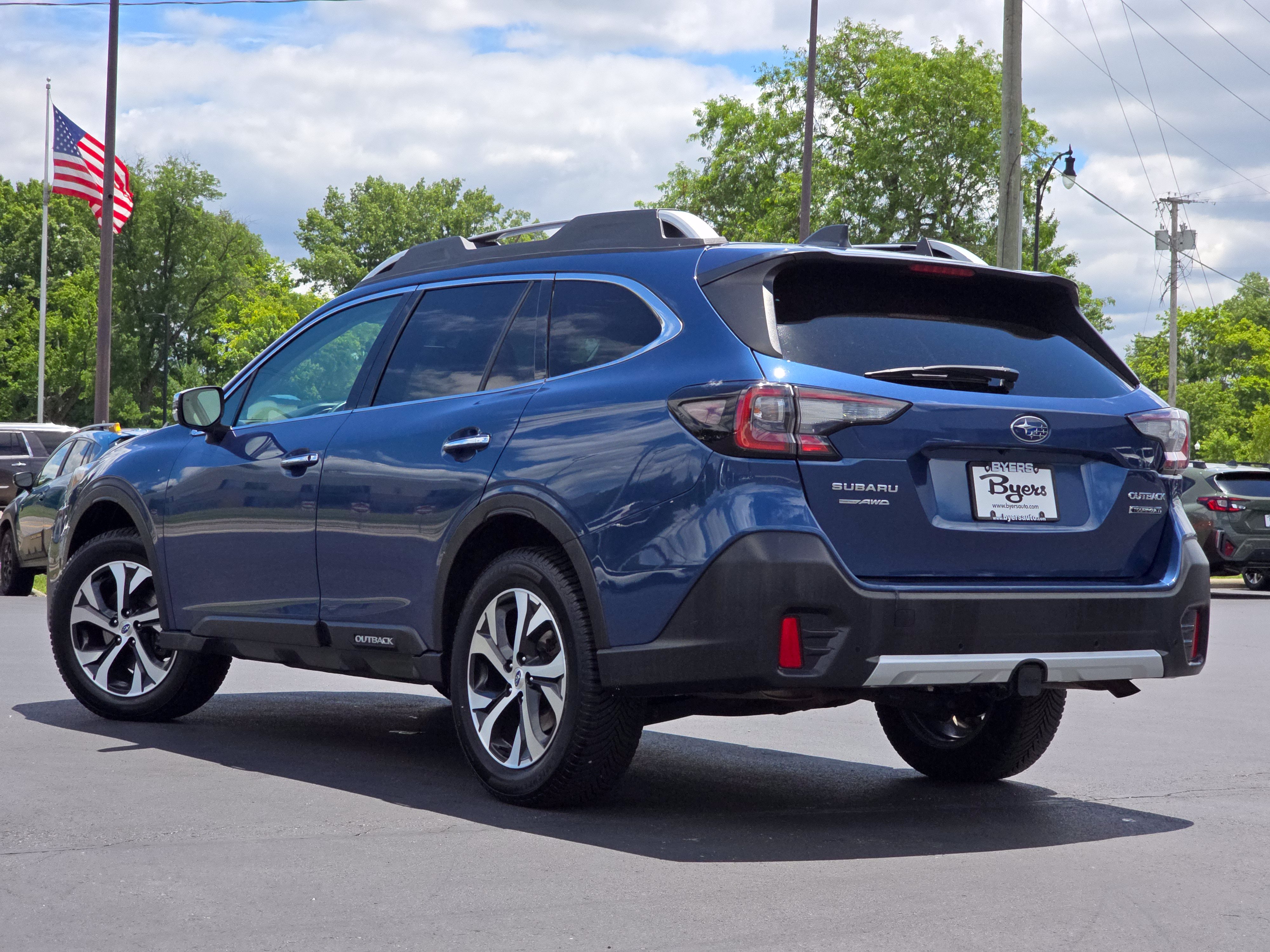 Used 2020 Subaru Outback Touring XT AWD/4WD image 5
