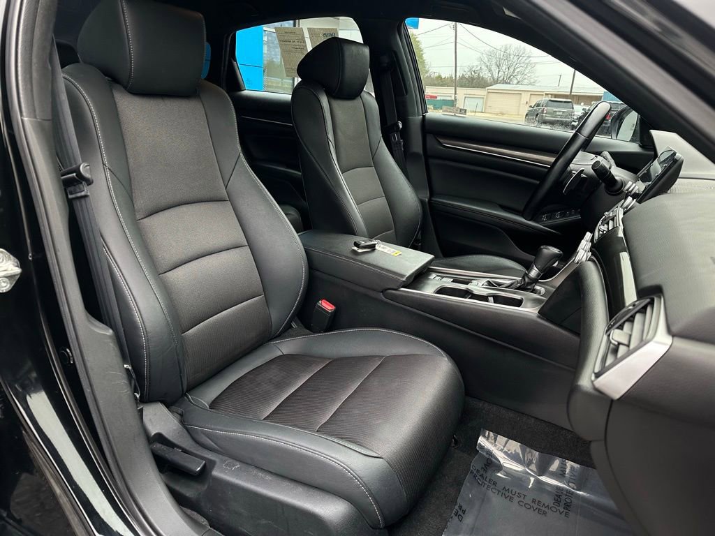 Used 2019 Honda Accord Sport image 16