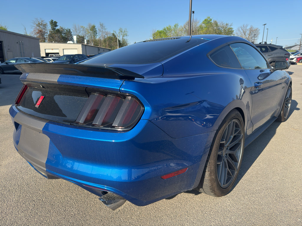 Used 2017 Ford Mustang GT w/ Black Accent Package RWD image 7