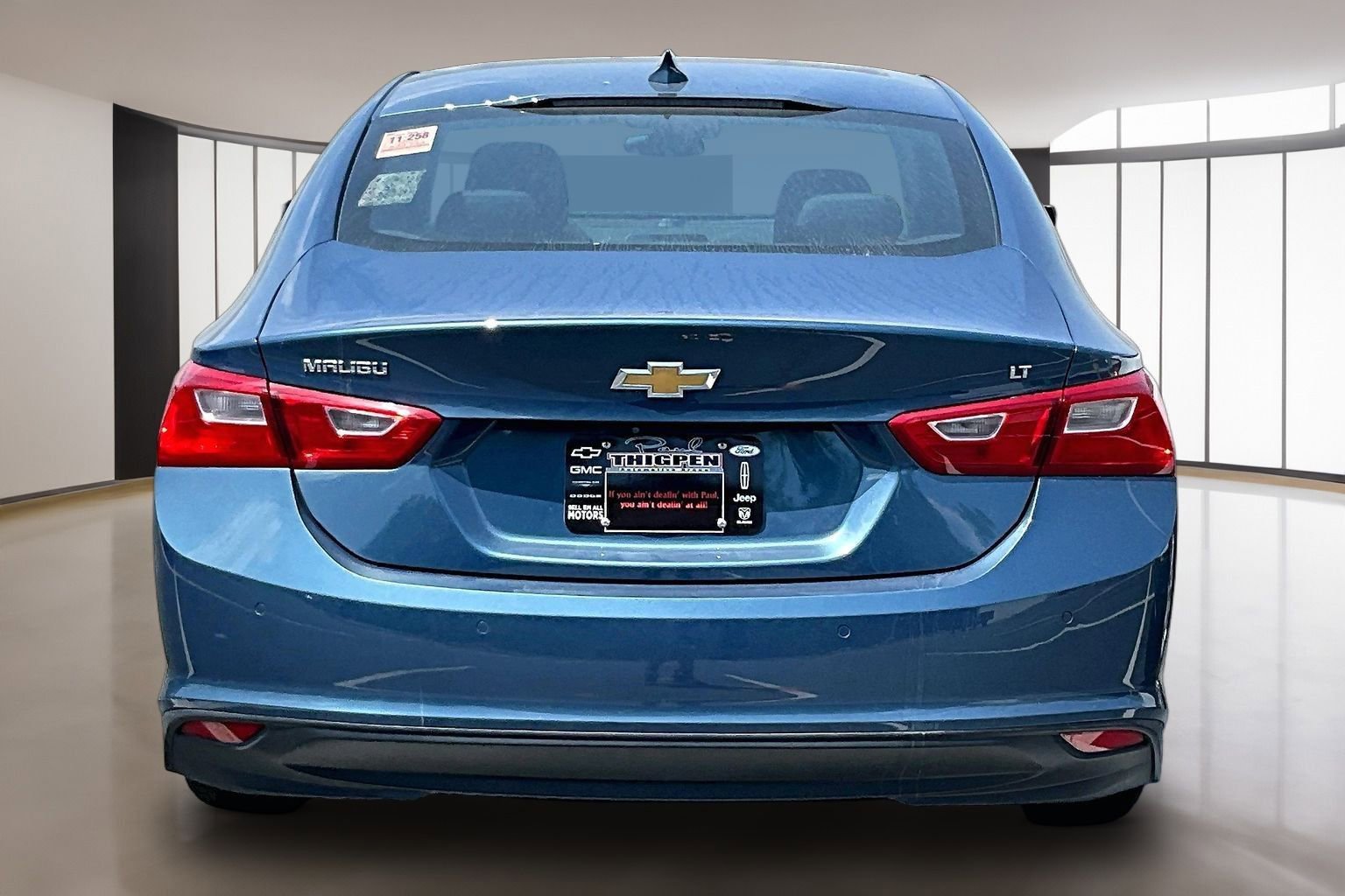 Used 2025 Chevrolet Malibu LT FWD image 5