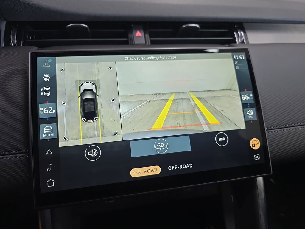 Used 2024 Land Rover Discovery Sport Dynamic SE image 24