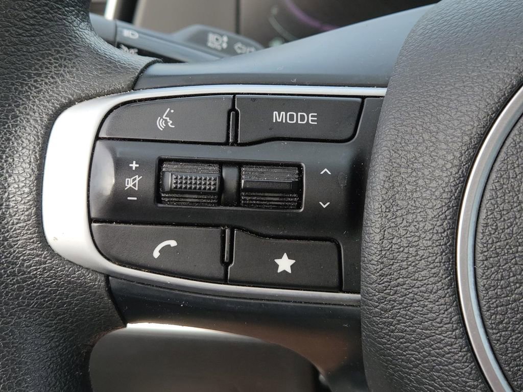 Used 2023 Kia Sportage LX image 20