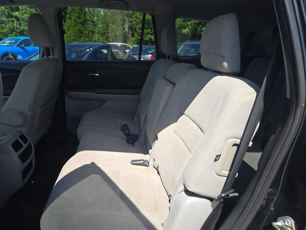 Used 2016 Honda Pilot EX image 12