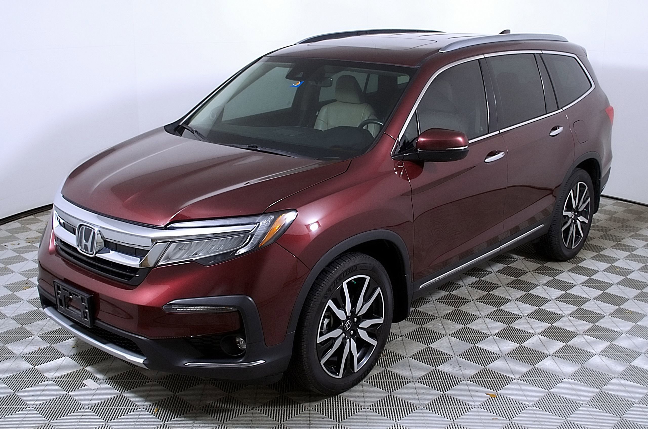 Used 2022 Honda Pilot Touring image 4