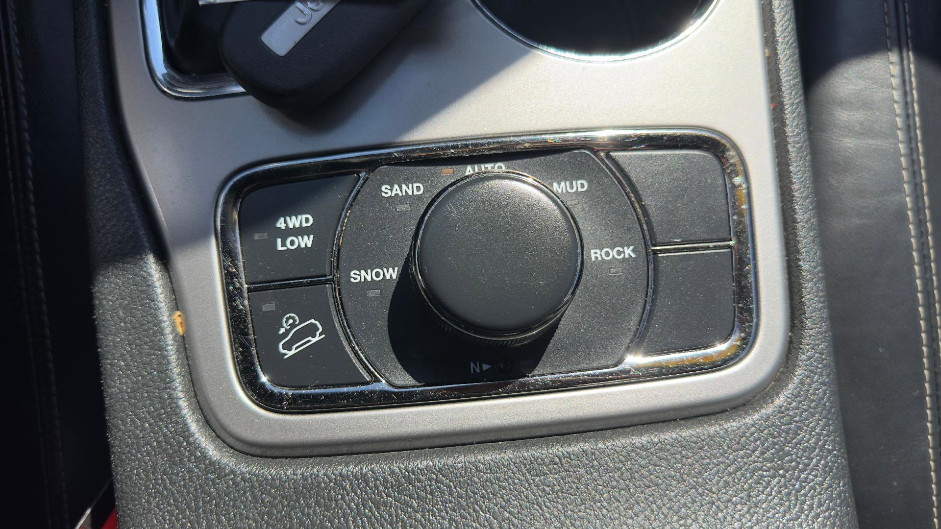 Used 2021 Jeep Grand Cherokee Limited w/ Quick Order Package 28K 80th AWD/4WD image 19
