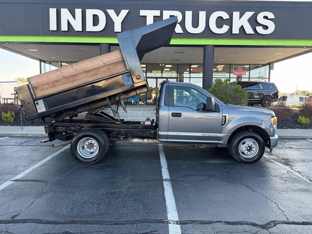 Used 2021 Ford F350 XL w/ Power Equipment Group RWD image 1