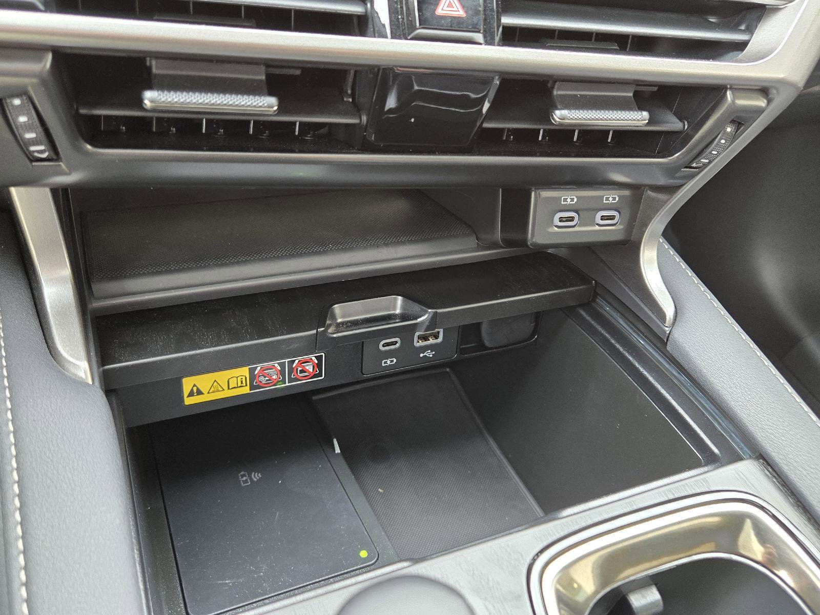 Used 2025 Lexus RX 350 Premium w/ Accessory Package AWD/4WD image 24