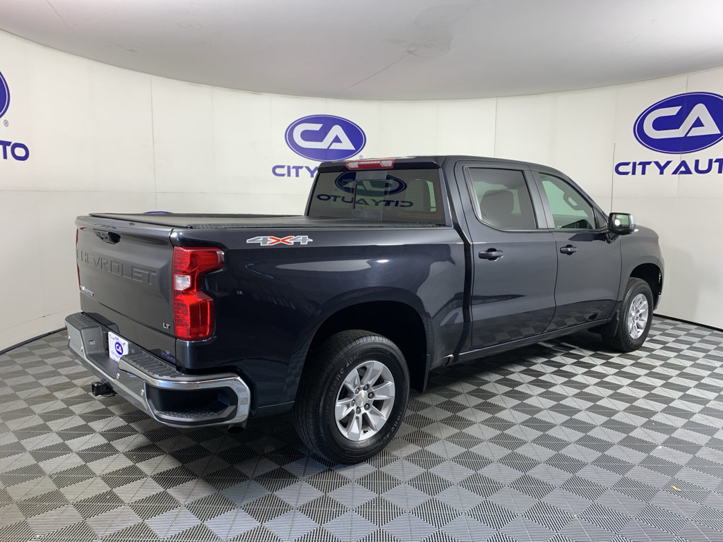 Used 2023 Chevrolet Silverado 1500 LT w/ Safety Package AWD/4WD image 3