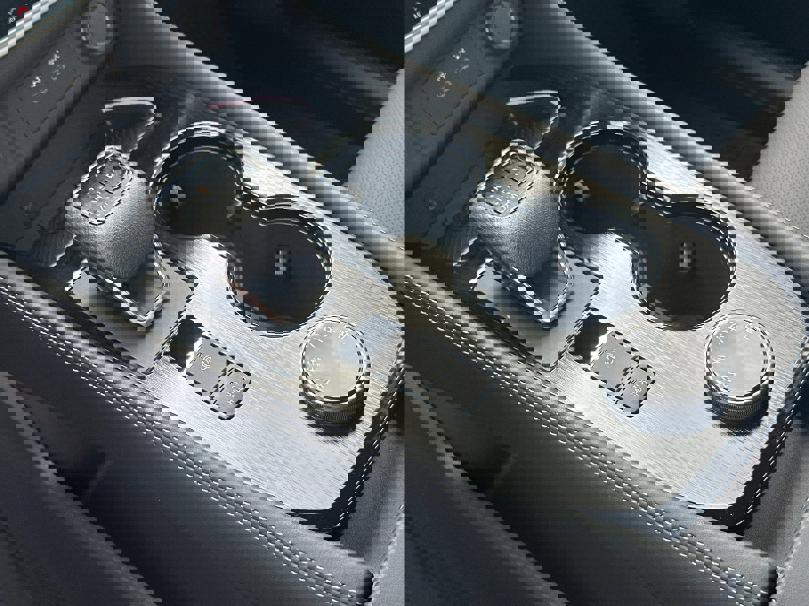 New 2026 Nissan Rogue Platinum image 31