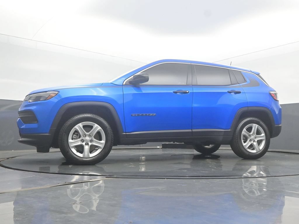 Used 2023 Jeep Compass Sport w/ Mopar Graphics Package AWD/4WD image 45