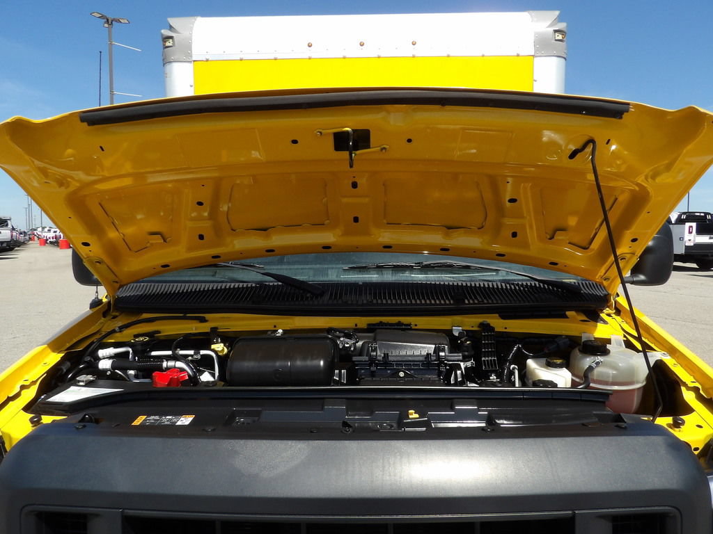 Used 2021 Ford E-350 and Econoline 350 Super Duty RWD image 29