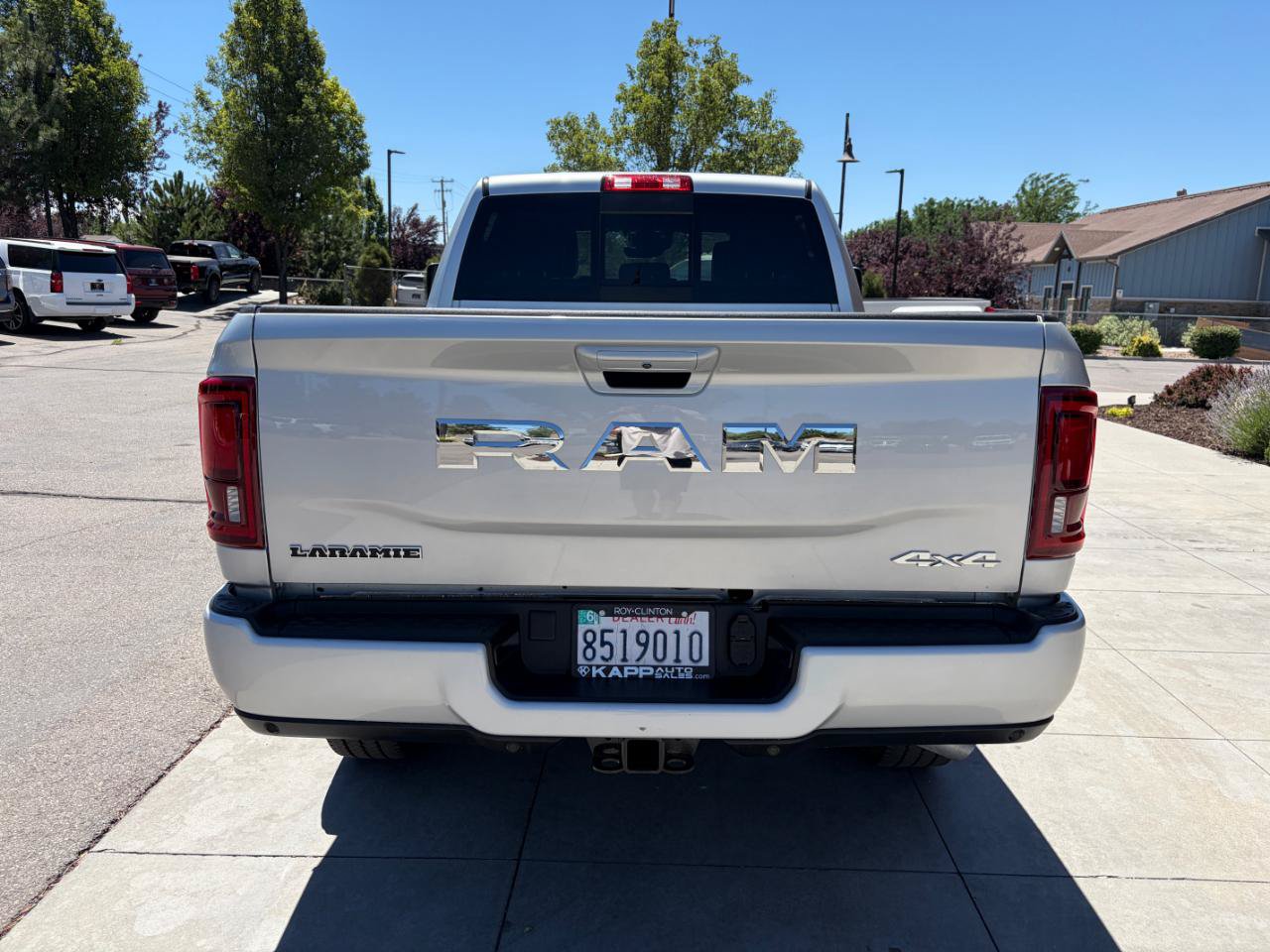 Used 2026 RAM 2500 Laramie AWD/4WD image 9