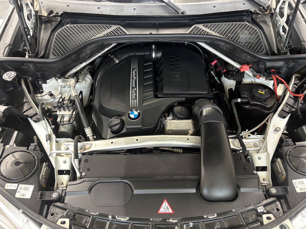 Used 2015 BMW X6 xDrive35i AWD/4WD image 30