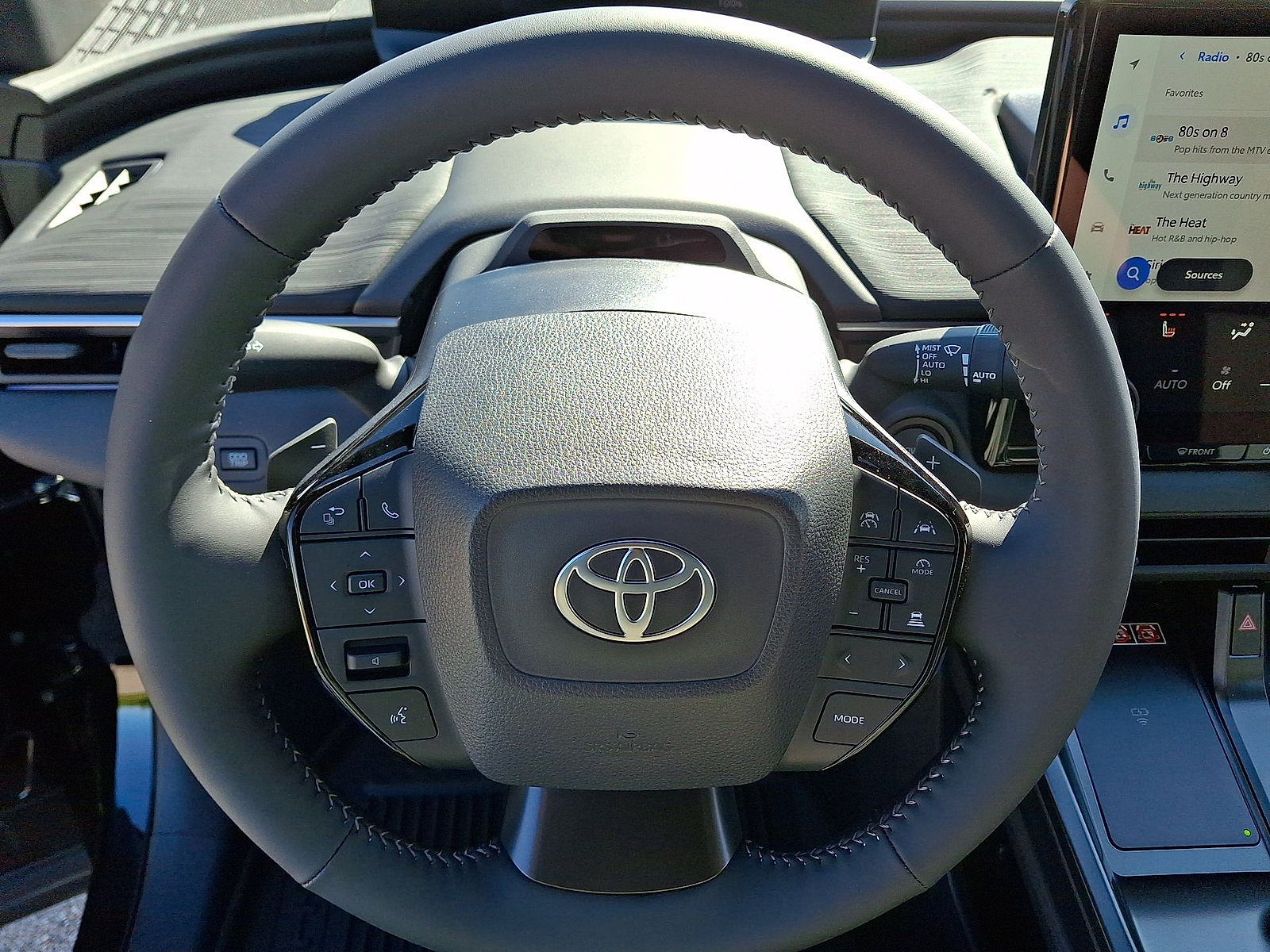 New 2026 Toyota C-HR AWD/4WD image 17