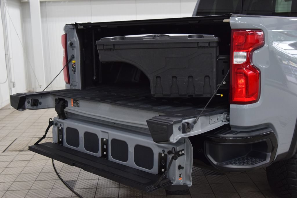 Used 2024 Chevrolet Silverado 1500 ZR2 w/ Technology Package AWD/4WD image 28