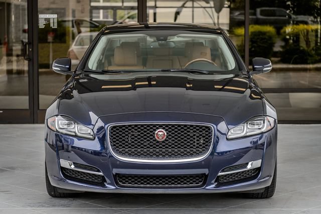 Used 2016 Jaguar XJ R-Sport AWD/4WD image 5