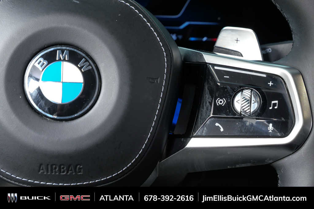 Used 2023 BMW 760i xDrive AWD/4WD image 12