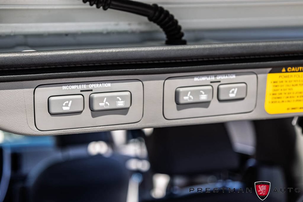 Used 2020 Toyota Sienna Limited FWD image 45