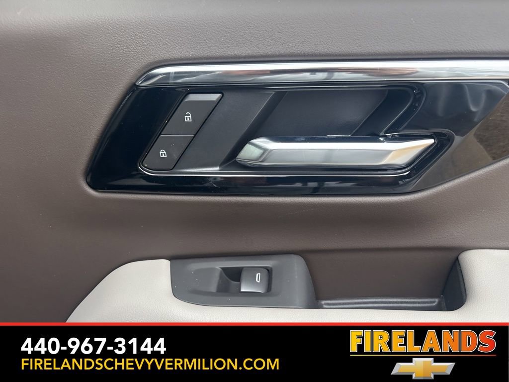 New 2026 Chevrolet Suburban LT w/ Comfort Package image 41