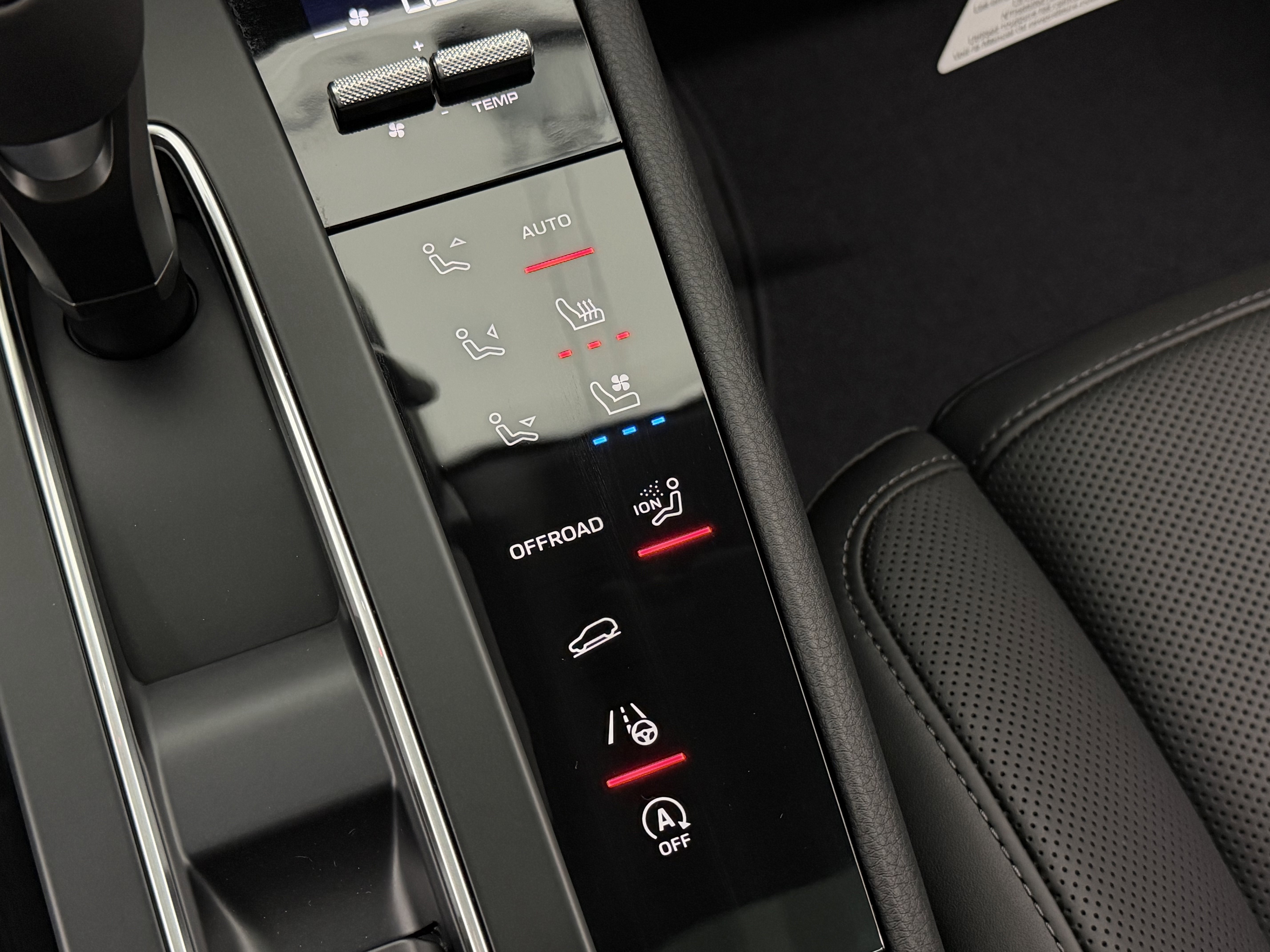 New 2026 Porsche Macan image 39