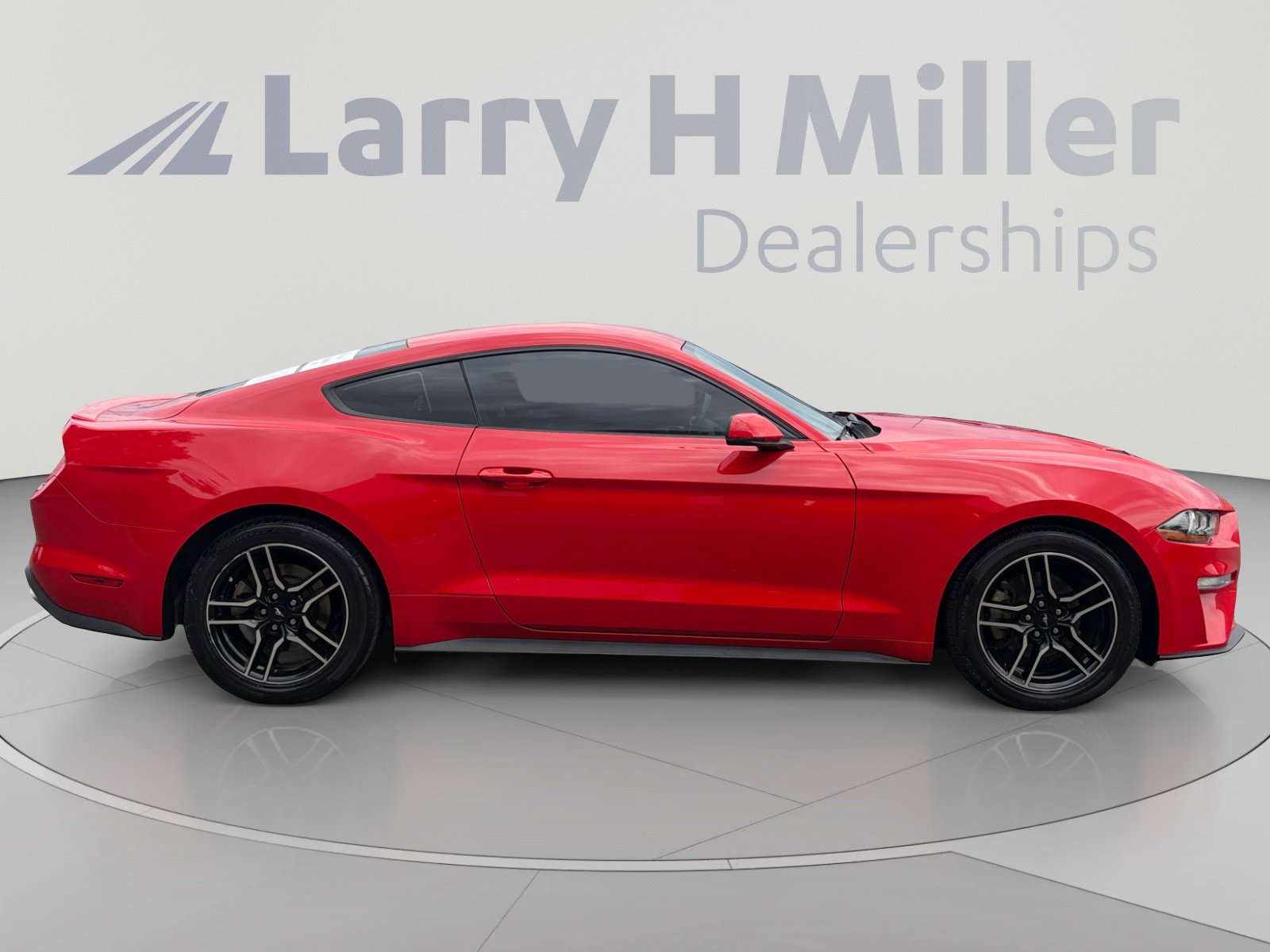 Used 2020 Ford Mustang Premium RWD image 6