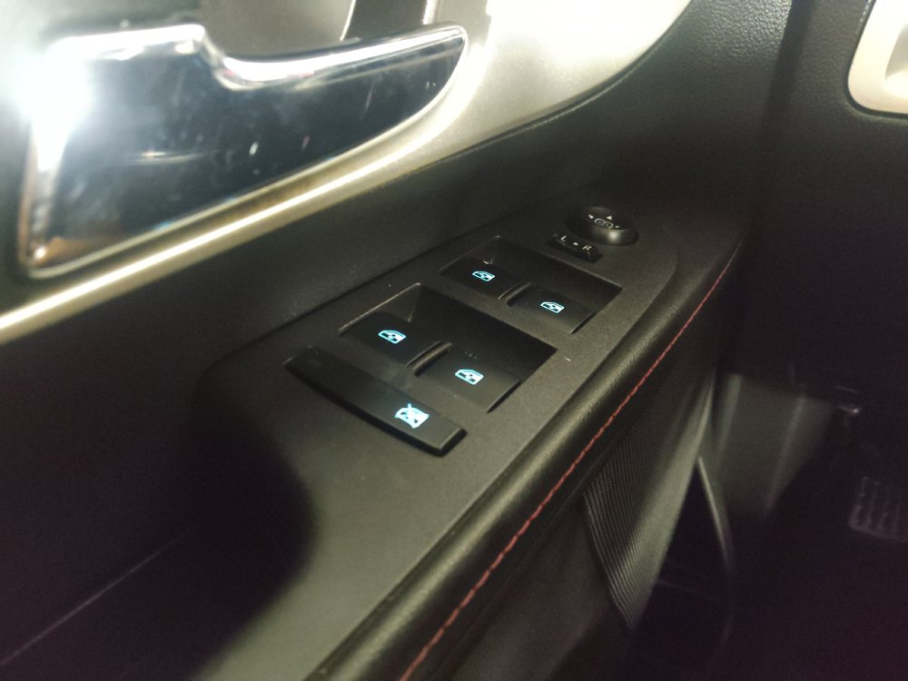 Used 2015 Chevrolet Equinox LT w/ Driver Convenience Package FWD image 27
