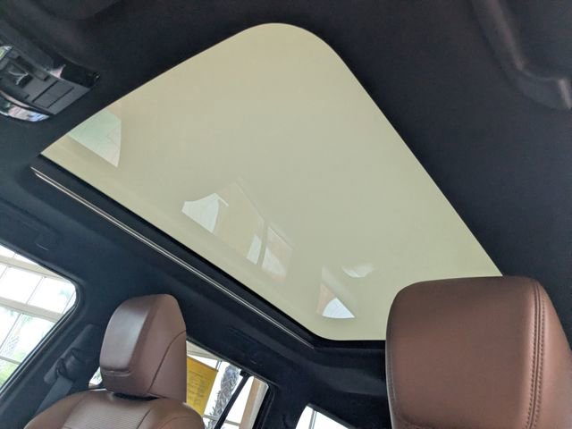 Certified 2025 Lexus GX 550 w/ Accessory Package (Z1) AWD/4WD image 18