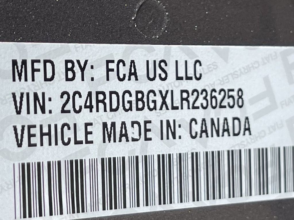 Used 2020 Dodge Grand Caravan SE w/ UConnect Hands-Free Group FWD image 32
