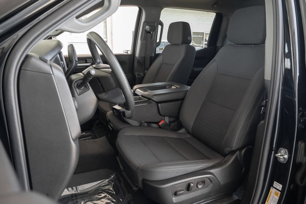 Used 2022 Chevrolet Silverado 1500 Custom RWD image 18