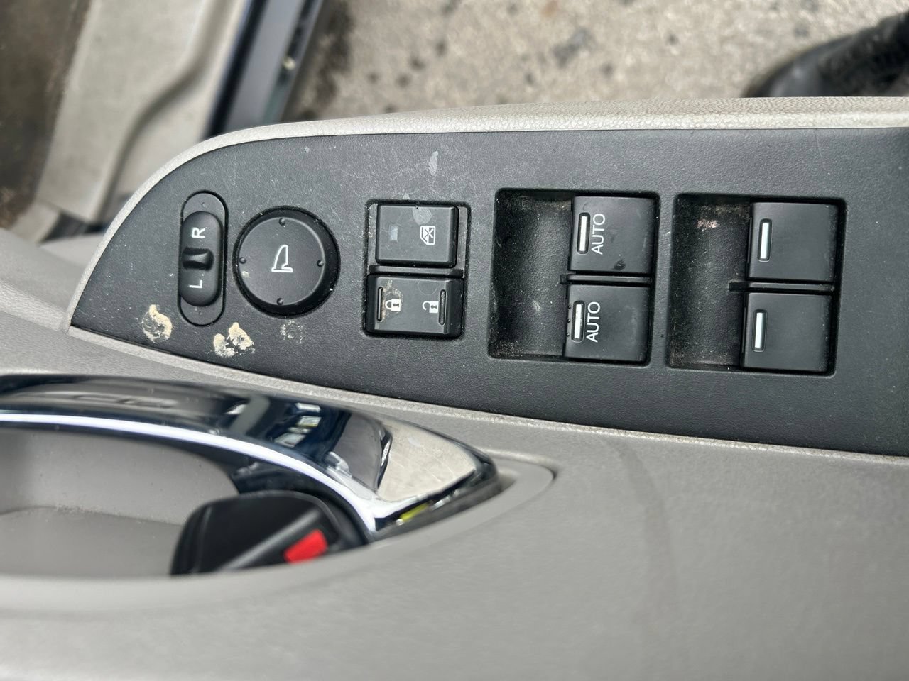 Used 2015 Honda Odyssey EX-L image 16