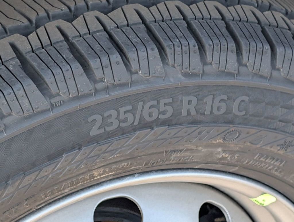 New 2026 Ford Transit 250 148 Medium Roof w/ Load Area Protection Package image 17