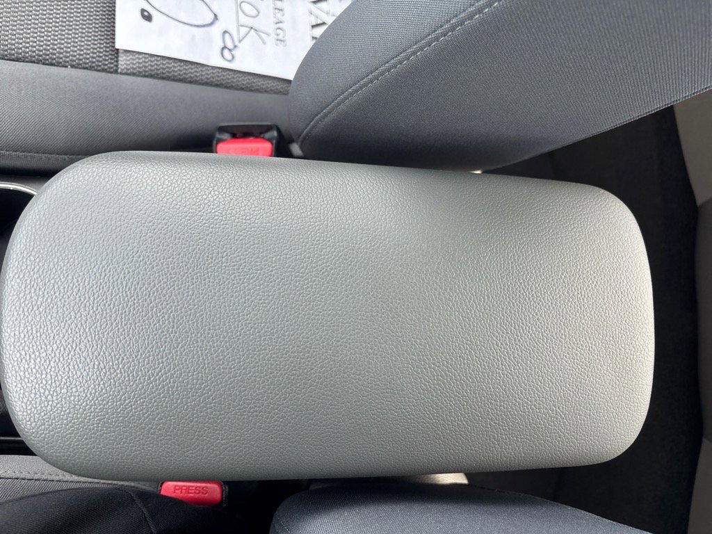 Used 2018 Kia Forte LX image 36