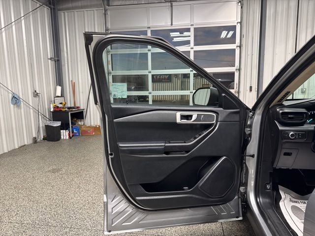 Used 2021 Ford Explorer 4WD image 7