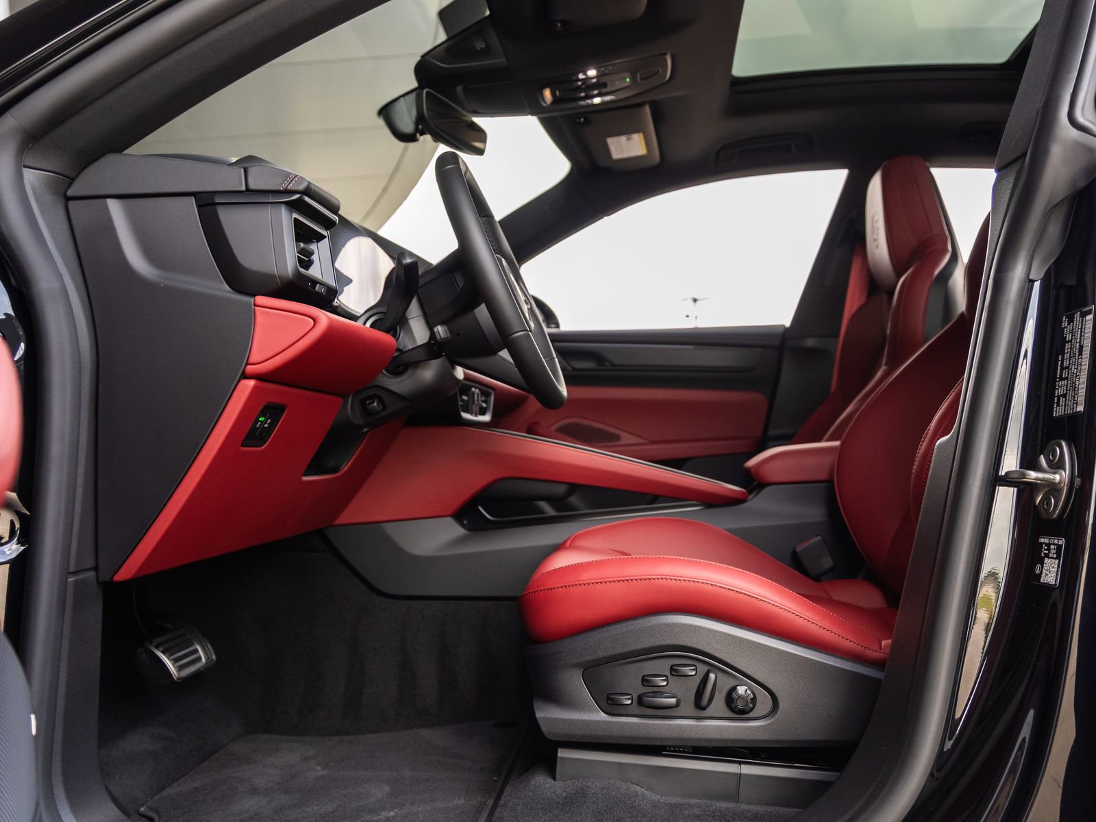 New 2026 Porsche Macan GTS Electric AWD/4WD image 26