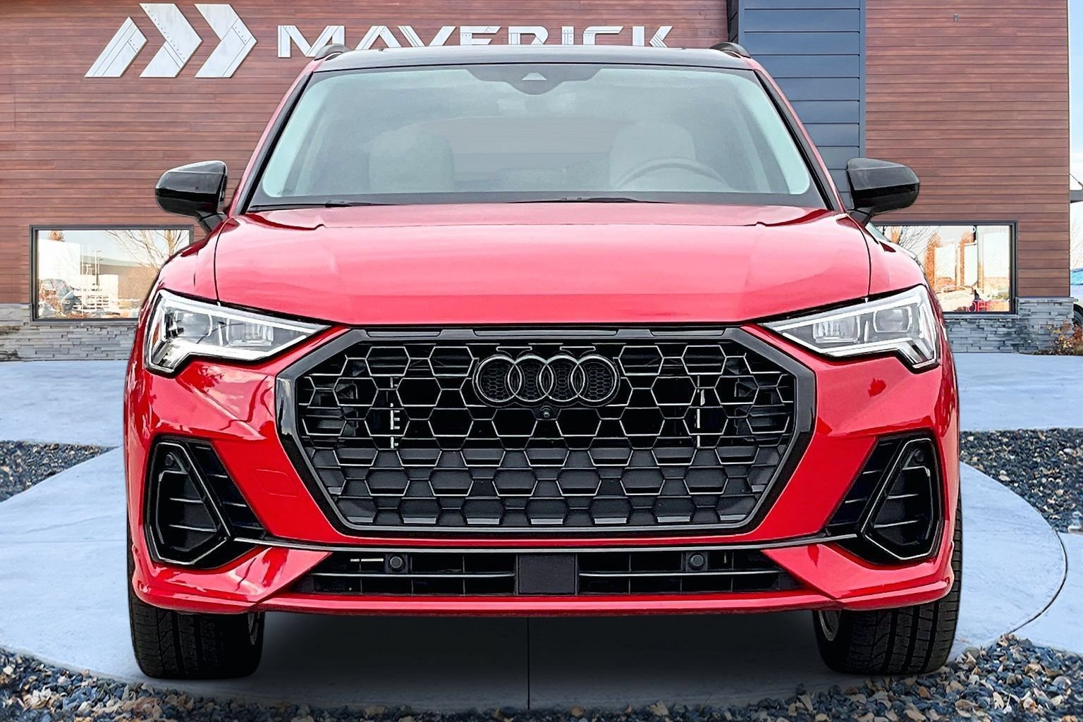 Used 2021 Audi Q3 2.0T Premium Plus AWD/4WD image 2