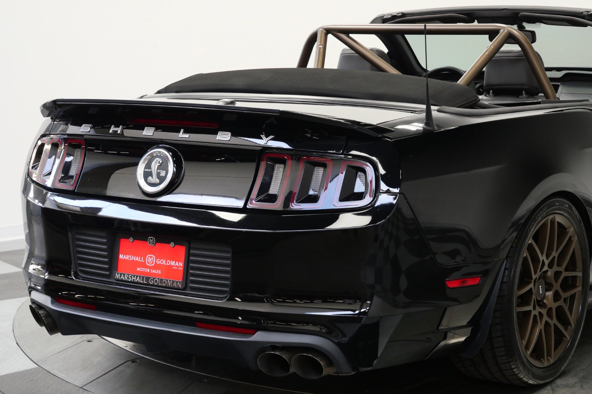 Used 2013 Ford Mustang Shelby GT500 RWD image 48