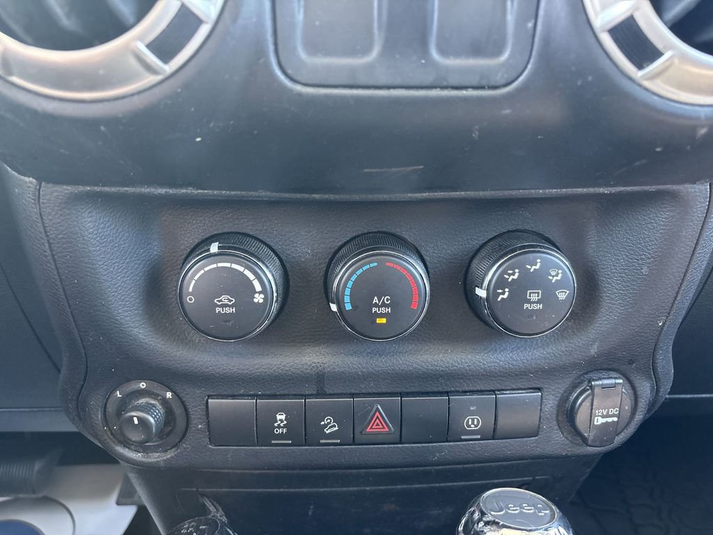 Used 2013 Jeep Wrangler Sahara w/ Trailer Tow Group AWD/4WD image 17