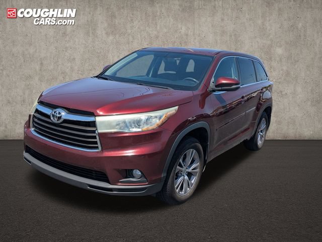 Used 2015 Toyota Highlander Plus AWD/4WD image 3